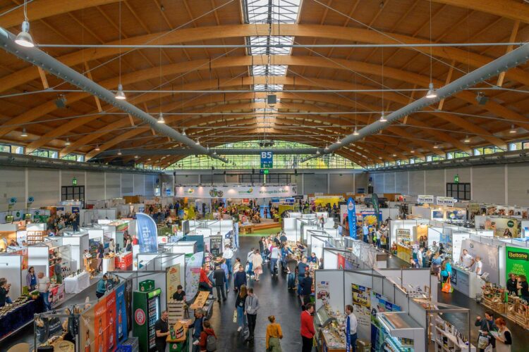 Blick in die Halle der BODAN Hausmesse
